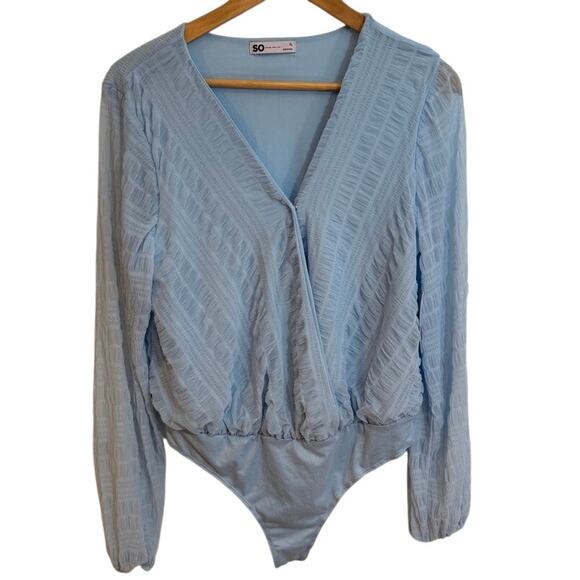 SO Blue Textured Long Sleeve Wrap Bodysuit Women’s XL Feminine Pastel Date Night - Picture 1 of 9